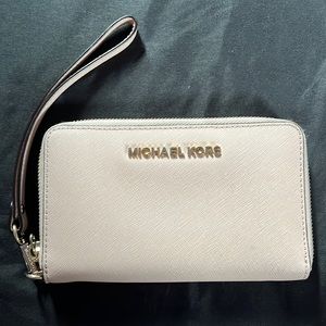 Michael Kors Wristlet